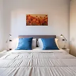 Sea To Sky Apartments By Wonderful Italy